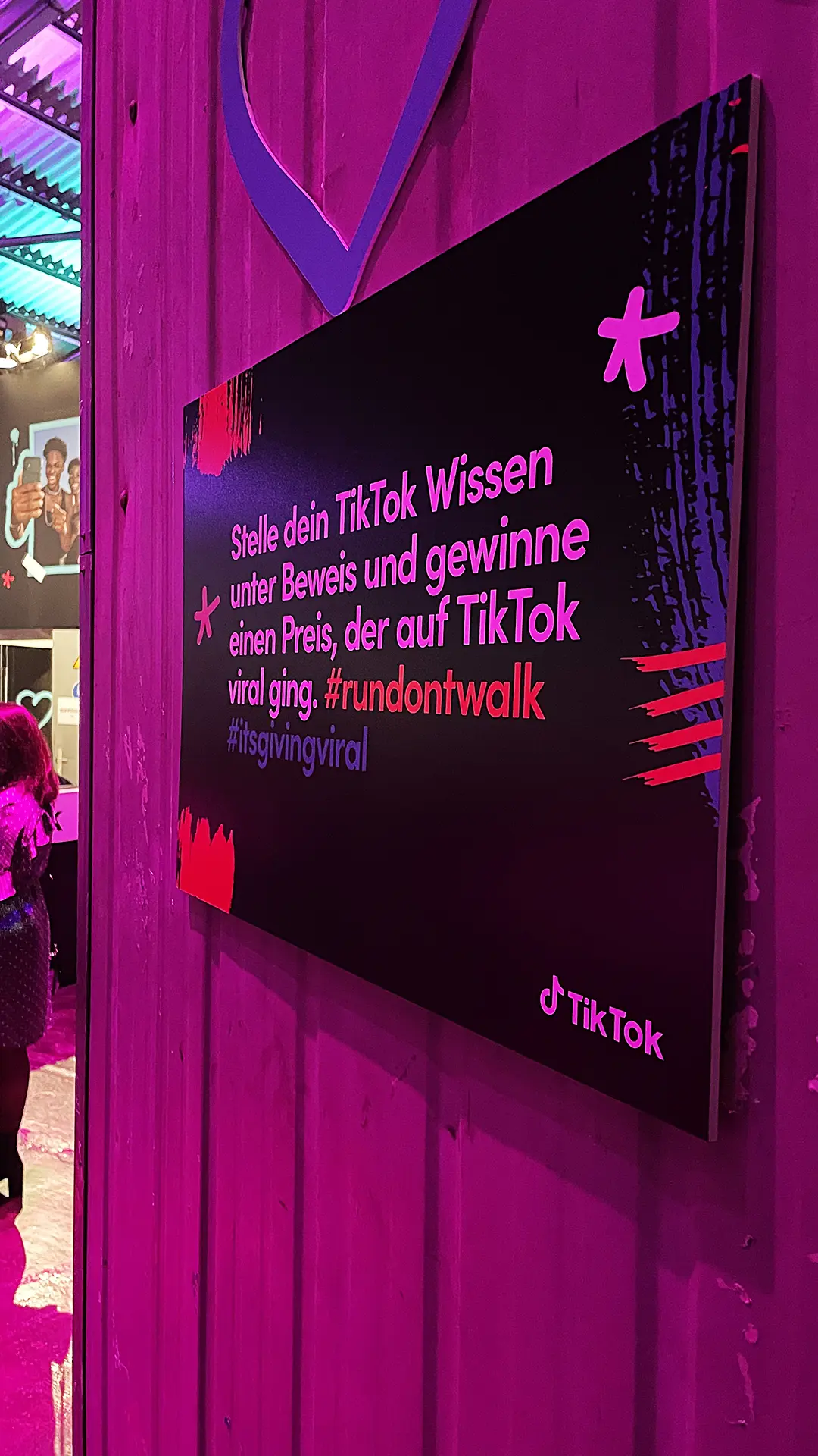 TikTok_Print_Beschilderung_01